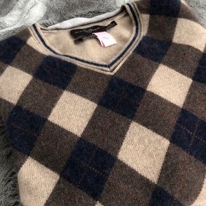 Black Brown 1826 V-Neck Plaid Sweater - Beige and Navy